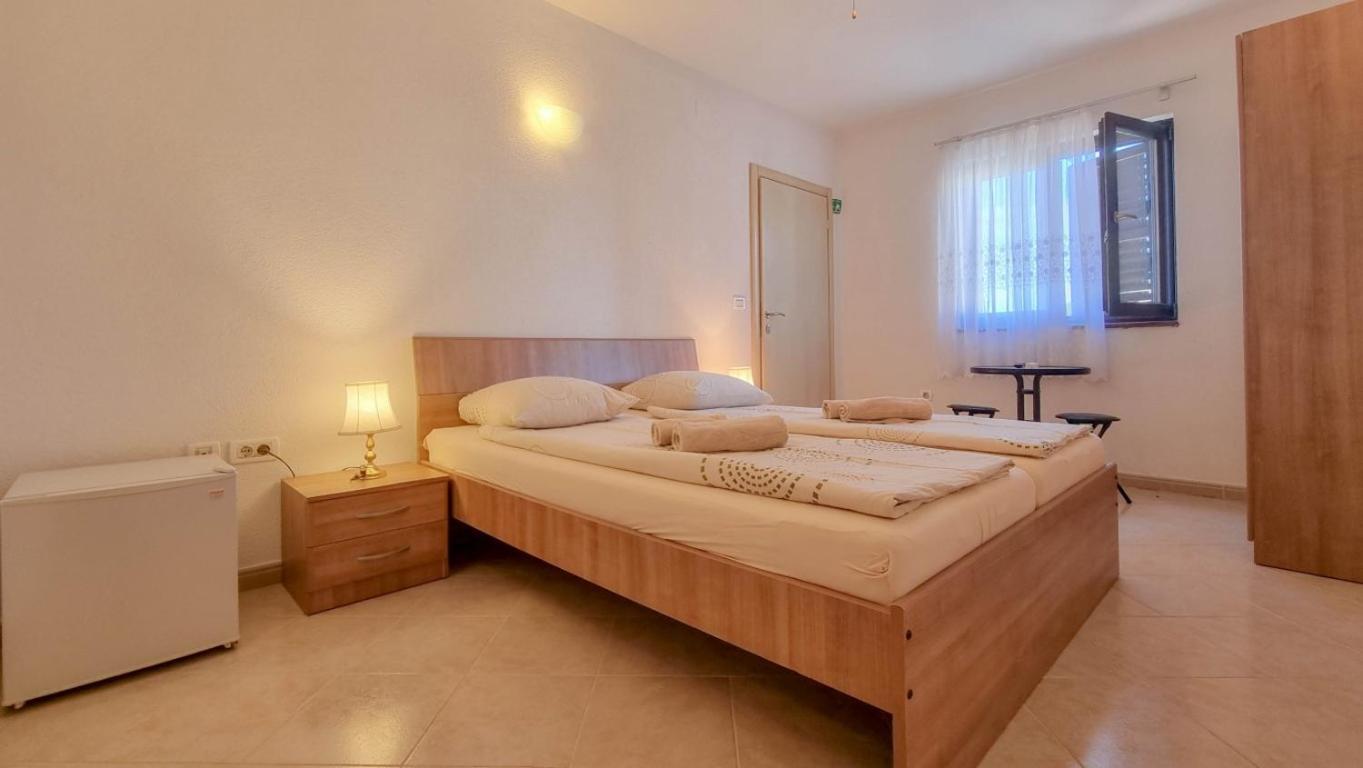 Lucijana Room Новиград Екстериор снимка